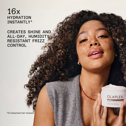 OLAPLEX Hydrating Hair Mask Instant hydration that lasts through 5 washes.